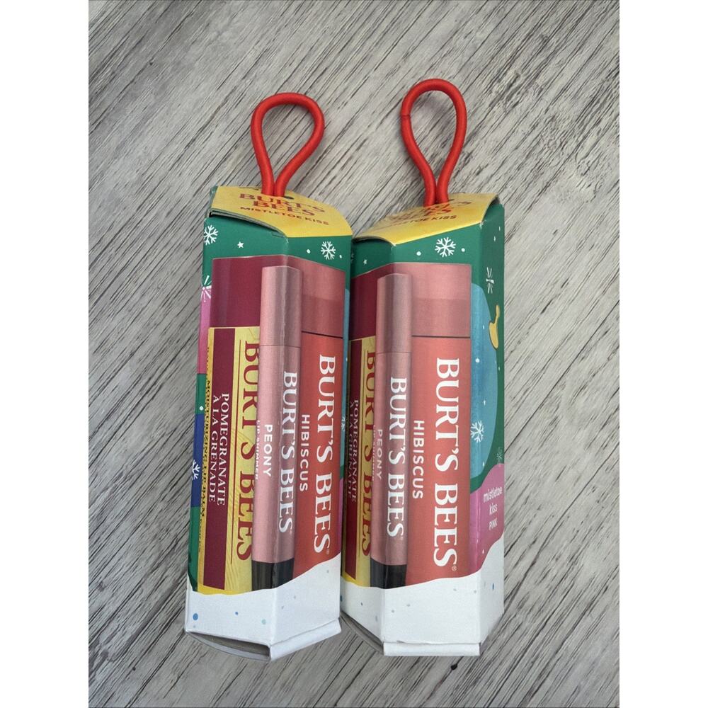 Lot Of 2 Burt’s Bees Limited Edition Mistletoe Kiss 3 Pack Each Lip Balm Sealed